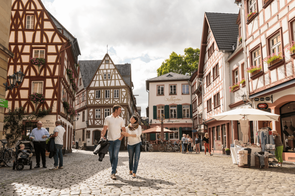 Paar in der Mainzer Altstadt